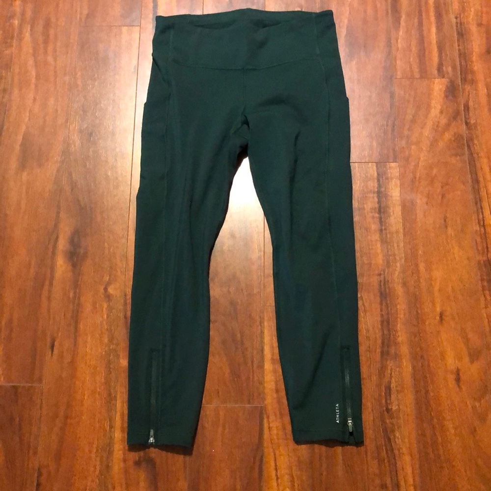 ATHLETA 7/8 ultimate run tight seaweed snack